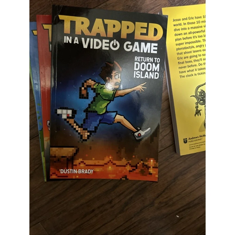 Trapped in a Video Game: The Complete Series - Paperback - Like New